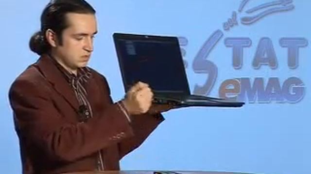 Laptop HP 530 смотреть онлайн