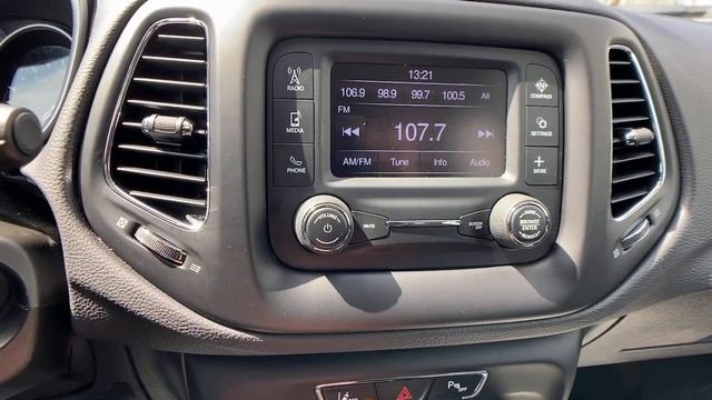 2018 Jeep Compass at Oxmoor CDJR | Louisville & Lexington, KY CU5648A смотреть онлайн