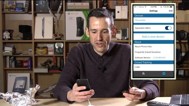 Phone Halo Wallet TrackR review - bluetooth homing beacon смотреть онлайн