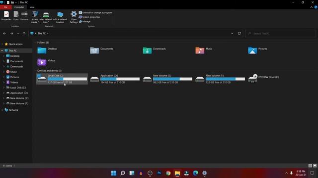 Top New 6 Coolest Themes In Windows 11 Preview смотреть онлайн