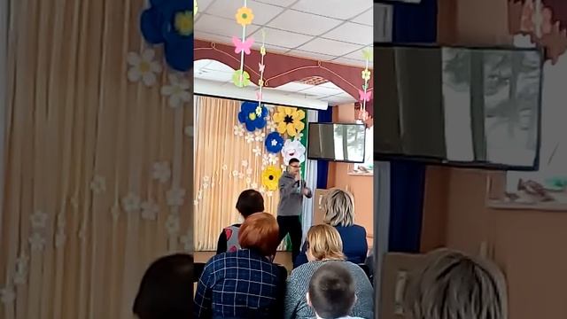 "They Don't Give A Fuck About Us" 2Pac Remix смотреть онлайн
