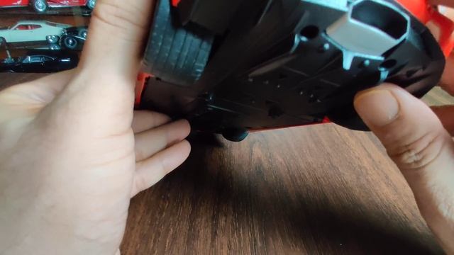 Unboxing & Review: Motormax 1:18 Lamborghini Aventador LP700-4 смотреть онлайн