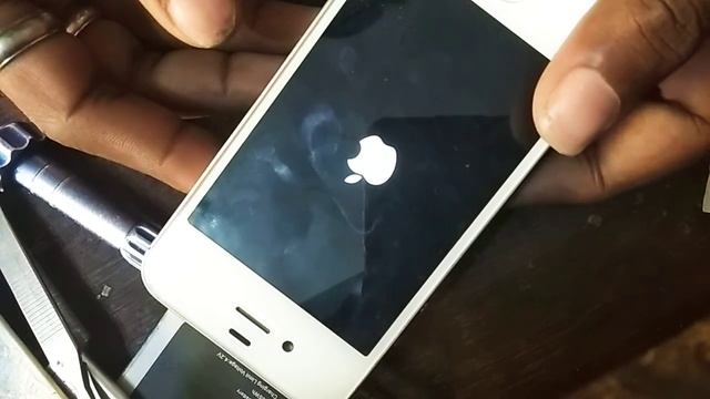 iPhone 4S Original battery Kaise chain смотреть онлайн