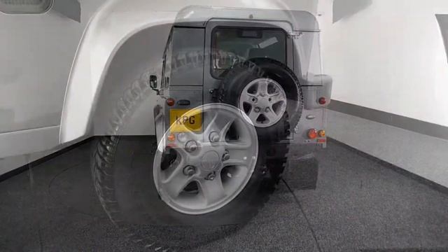 LAND ROVER DEFENDER 110 2.2 D DPF County Utility Station Wagon 5dr смотреть онлайн