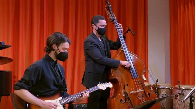 First Song (Charlie Haden) смотреть онлайн