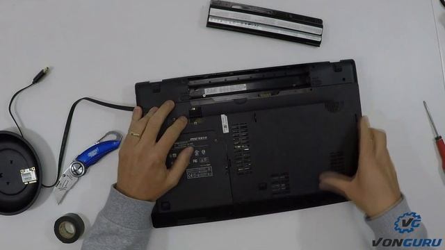 Jouer aux derniers jeux avec son vieux portable смотреть онлайн