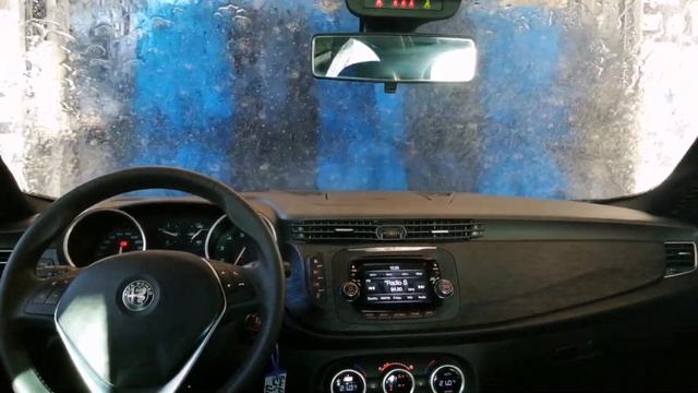 ASMR - Car Wash - Alfa Romeo Giulietta 1.4 TBi смотреть онлайн