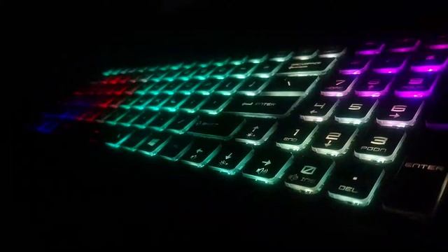 MSI GE63 KEYWORD RGB смотреть онлайн
