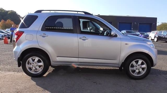 Daihatsu TERIOS 1.5 SX 5dr U80261 смотреть онлайн