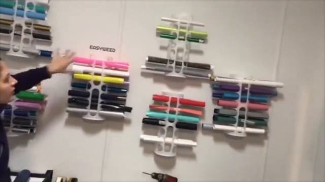 Facebook Live 11/24/17: Organize Your Workspace! смотреть онлайн