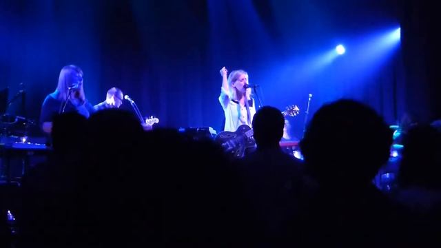 1/18 KATIE HERZIG - FREE MY MIND @ LINCOLN HALL CHICAGO IL смотреть онлайн