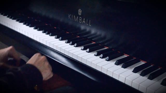 Windows 2000/ME Start-up sound on piano смотреть онлайн