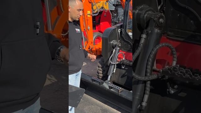 Немного о мини-погрузчиках ) видео скоро на наших площадках вк, дзен, телеграм. Обзоры спецтехники смотреть онлайн