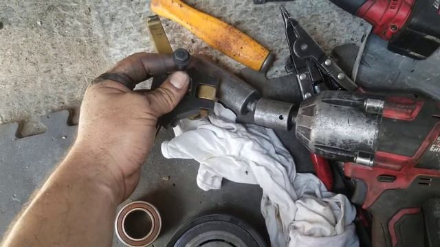 kia sedona ac compressor noise pulley bearing replacement смотреть онлайн
