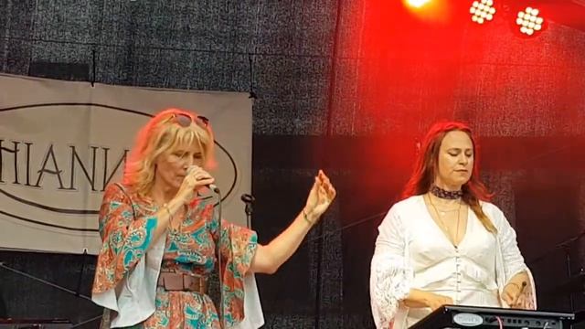 RHIANNON live im Fischereihafen/Bremerhaven "TANGO IN THE NIGHT" смотреть онлайн