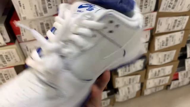Nike SB Dunk Low Premium White Game Royal смотреть онлайн