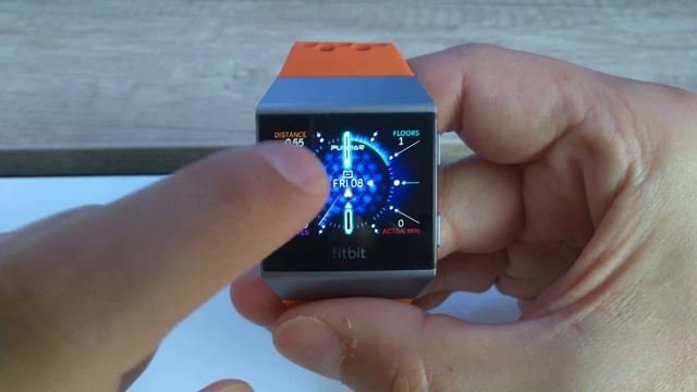 Fitbit watchface PULSAR by BM PIXEL смотреть онлайн