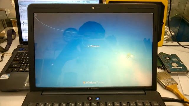 Compaq CQ41 Black Screen After Loading Windows [Mainboard Problem] смотреть онлайн