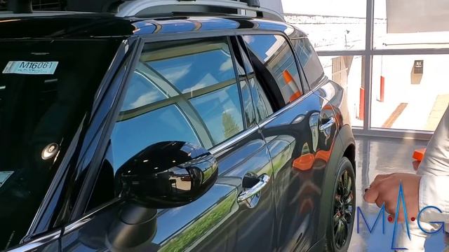 MINI Countryman - Unlocking and Window Features смотреть онлайн
