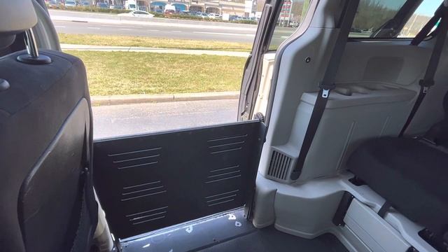 BraunAbility Dodge Grand Caravan SXT With Power Doors & Power Ramp ￼ смотреть онлайн
