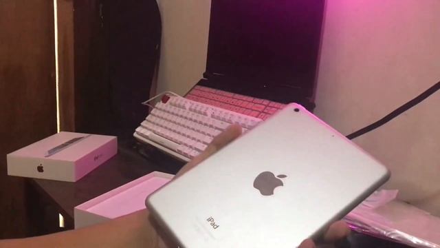 Ipad Mini 2 Unboxing in 2024 смотреть онлайн