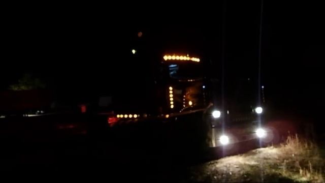 Kenworth W900 Adelma & Termino смотреть онлайн