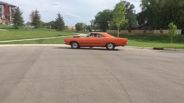 1969 Plymouth GTX смотреть онлайн