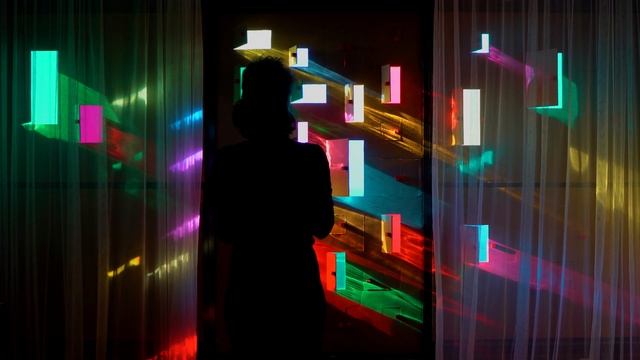 The Routine - Experimental short film about the routine of opening windows. смотреть онлайн