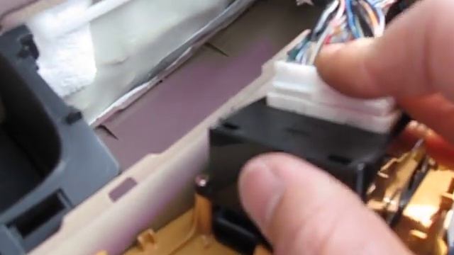 How to remove 2003-2007 Honda Accord 4 Door Window Master Switch смотреть онлайн