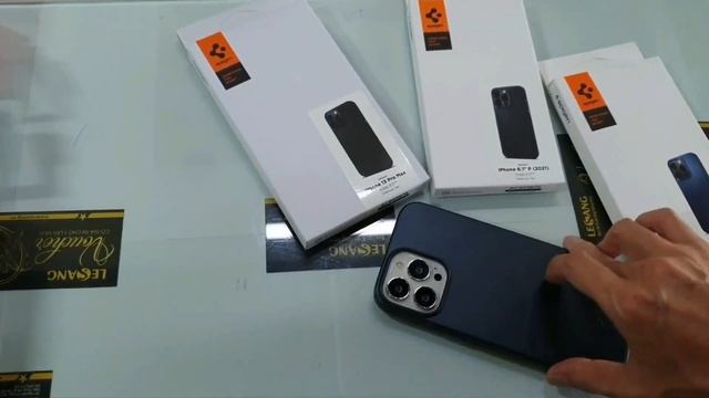 iPhone 15 Pro Spigen Thin Fit Case First Look & Hands On смотреть онлайн