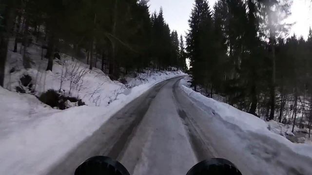 Arctic Truck hood-mount GoPro смотреть онлайн