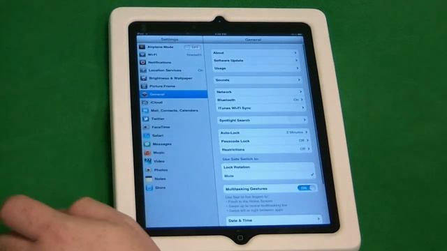 Tech Support: How to use Wifi Sync on an iPad with iOS 5 смотреть онлайн