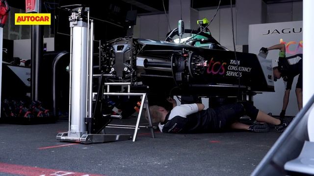 Jaguar Formula E I-Type 6 race car explained | Walkaround | Autocar India смотреть онлайн