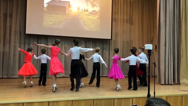 Танец «Одинокая гармонь» смотреть онлайн