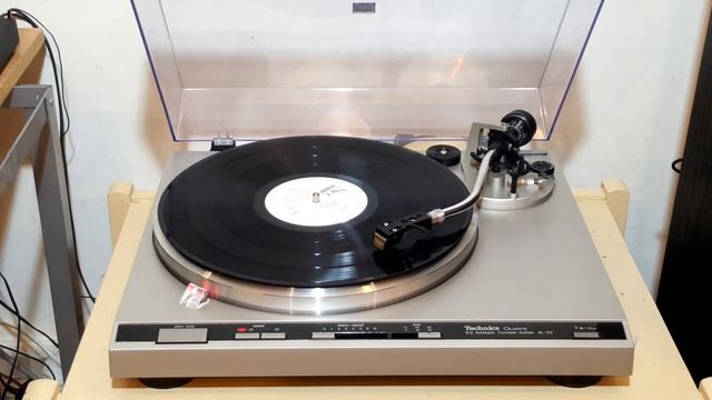 Peter Gabriel - Sledge Hammer - Technics SL-Q3 + Technics EPC 207C смотреть онлайн