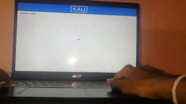 Dual boot Kali Linux 2020.4 latest version with Windows 10 on UEFI Mode Step by Step смотреть онлайн