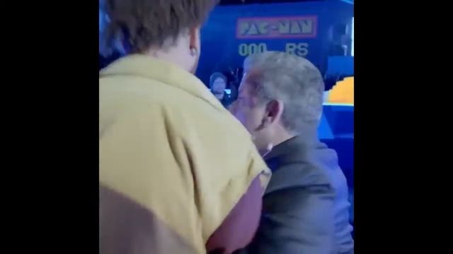 Super Pac Man 2018 смотреть онлайн