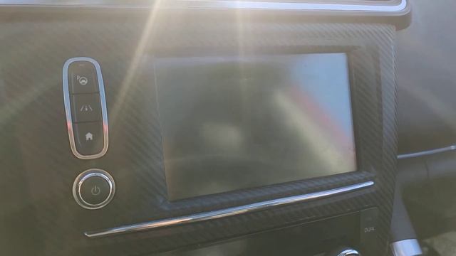 Kadjar welcome R-Link смотреть онлайн