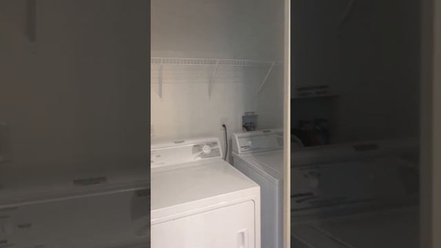 Double Suite in the Two Bedroom Two Bathroom, Russell at Duveneck Square смотреть онлайн