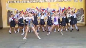 Попурри песен о России