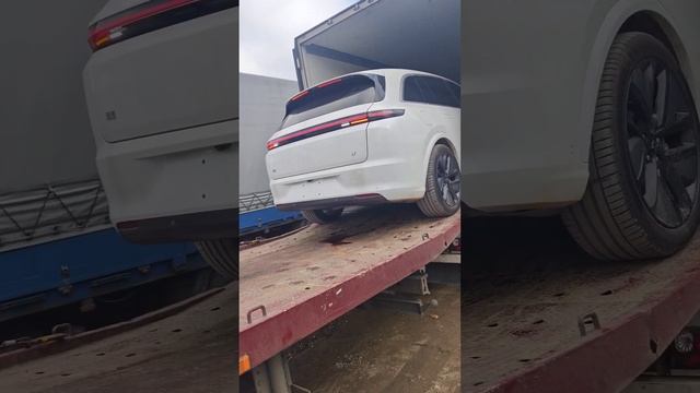 LI L7 MAX приехал в Москву смотреть онлайн