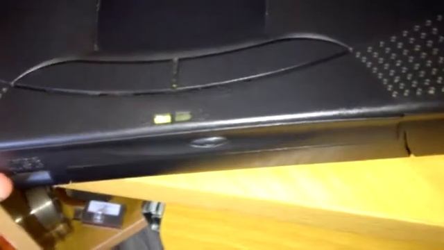 Replacing the Compaq Armada 1750's Floppy Drive смотреть онлайн