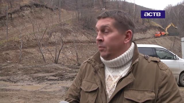 В декабре в Холмске откроют две горнолыжные трассы с подъемником смотреть онлайн