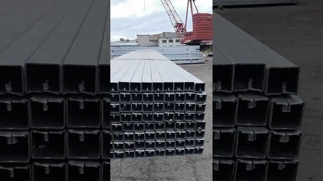 Пластиковые окна и двери #shortvideo #construction #сталь #veka #производство #погрузчик #loading смотреть онлайн