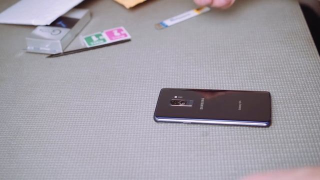 Replacing a Galaxy S9+ Camera Glass смотреть онлайн