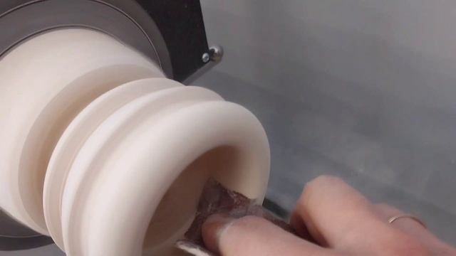 Первый опыт точения внутренней поверхности на токарном станке по дереву. смотреть онлайн