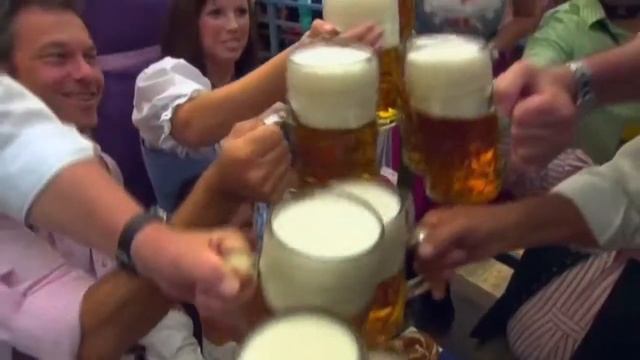 WHERE TO INVADE NEXT KINOTRAILER (2016) GERMAN/DEUTSCH смотреть онлайн