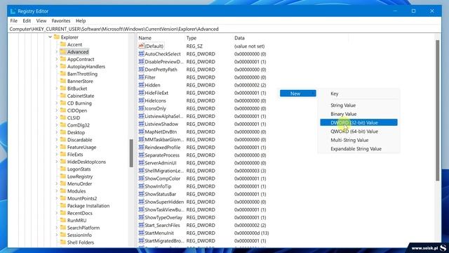 How to Change Taskbar Size in Windows 11 (make taskbar smaller). смотреть онлайн