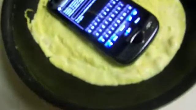 Breaking a Windows 6.5 Phone смотреть онлайн