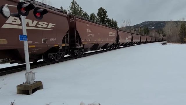 BNSF 5097 coming into Whitefish, Montana January 2021 смотреть онлайн
